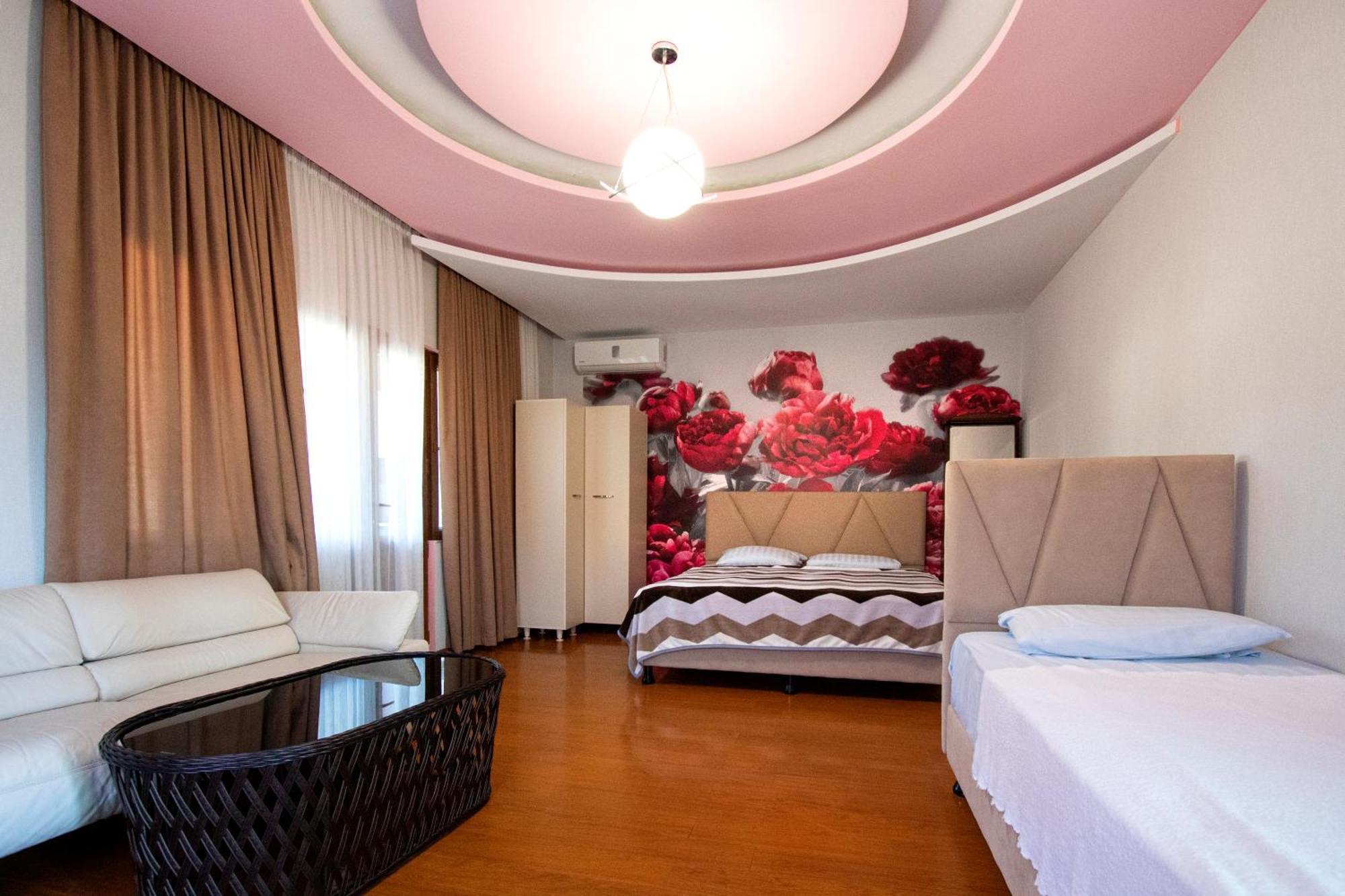 Hotel Smile Kobuleti Exteriér fotografie